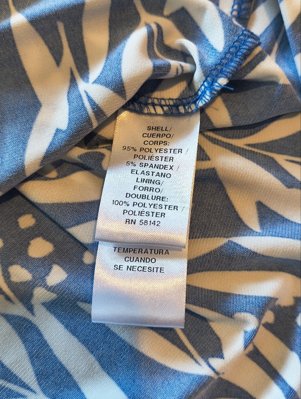Department: Women - Jackets & Coats Subcategory Identification - Picture 6 of 9